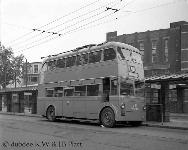 06-67 Walsall Corporation NDH958 at St Paul's Bus Station, Walsall.