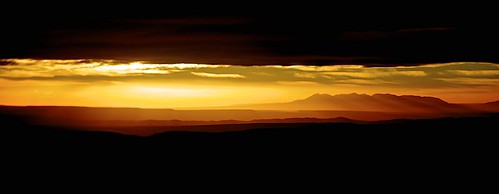Sunset over the Rocky Mountains by LuisJouJR, usa colorado ocasos timebuilding