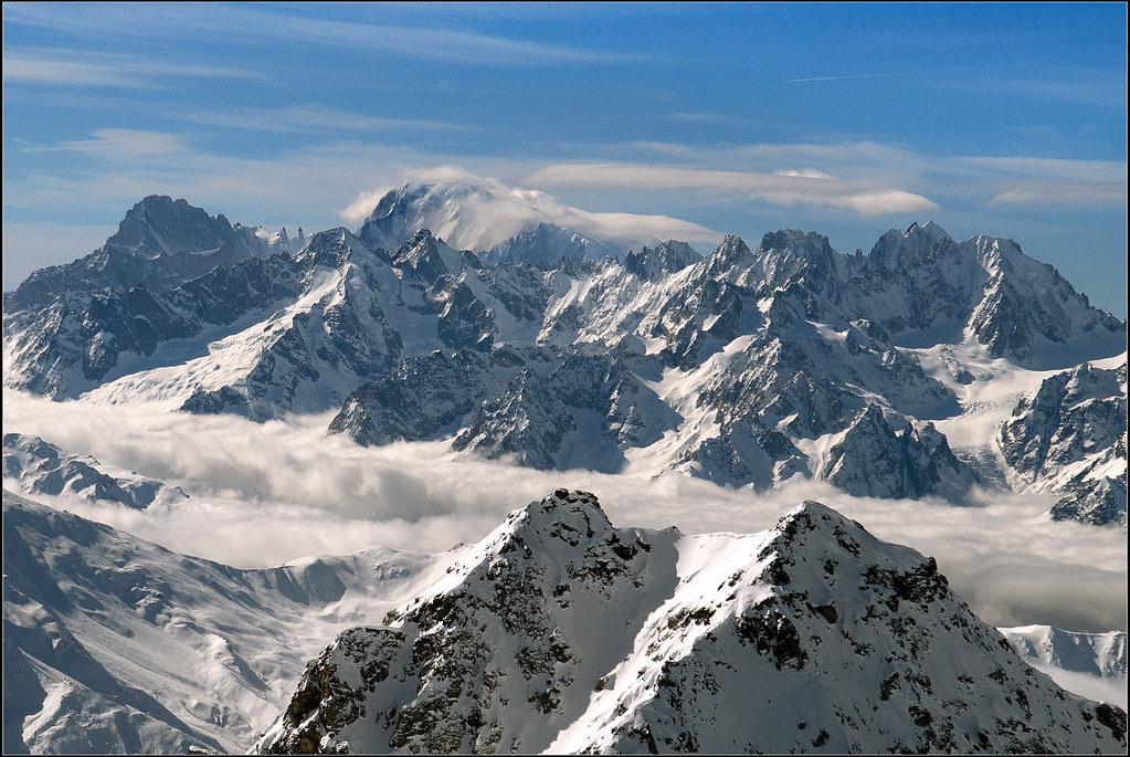 North face of Mont Blanc and the massif of Mont Blanc at winter time . No. 511.