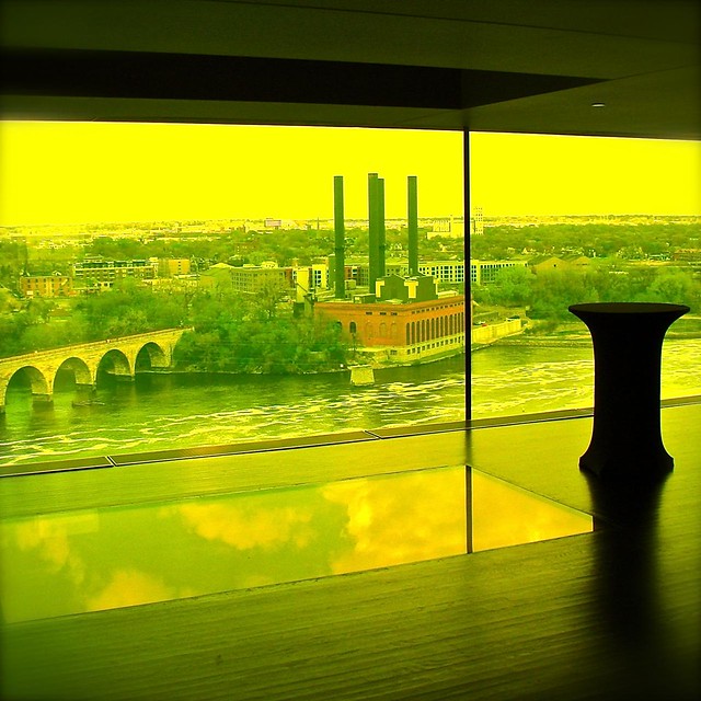 amber box (yellow room), Guthrie Theater, Minneapolis, USA