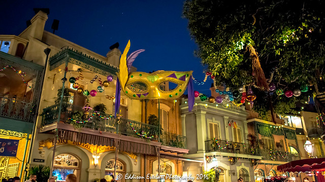 2016 DLR - New Orleans Square at Night