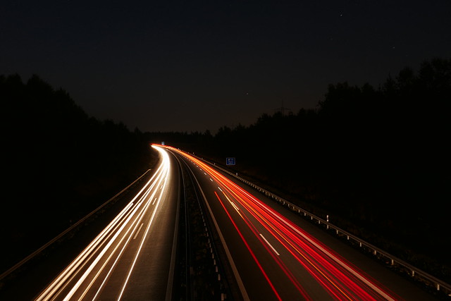 Autobahn beleuchtet. Lit highway