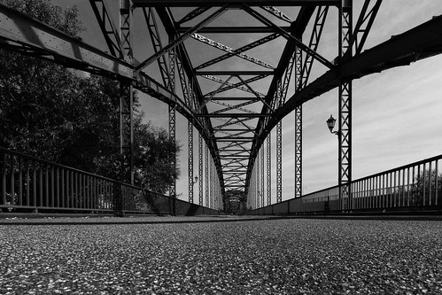 hamburg germany deutschland river fluss elbe elbbrücke bridge alteharburgerelbbrücke 1899 stahlbogenbrücke stahl steel süderelbe steelarchbridge