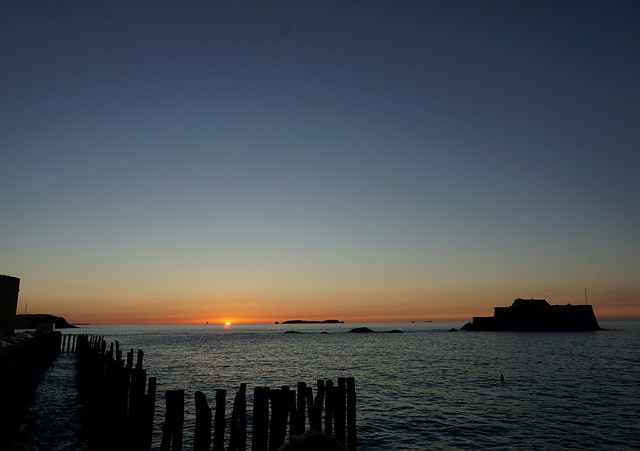 Sunset in Saint-Malo: Fort National