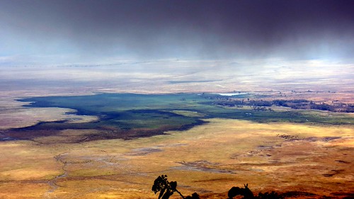 IMG_0889 by Paulo X, Ngorongoro Crater, view from its rim