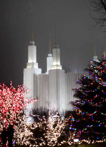 Mormon Temple Festival of Lights | Kensington, Maryland | Victoria ...