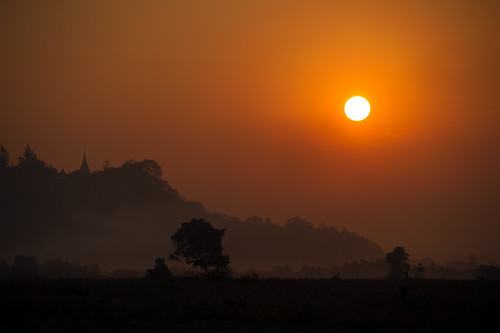 morning light sky mountain tree silhouette sunrise thailand temple chiangmai totallythailand