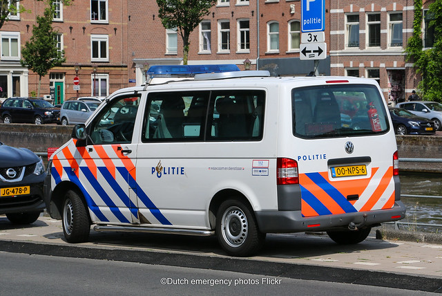 Dutch police Volkswagen Transporter 5