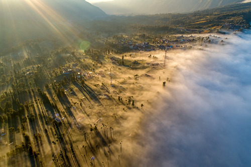 p4pv2 hdr nisicpl drone village indonesia mountbromo morning sunlight shadow cloud cloudscape seaofclouds
