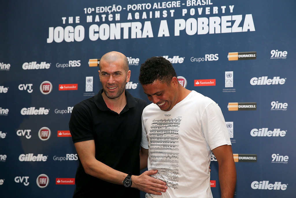 Jogo Contra a Pobreza, Zinedine Zidane e Ronaldo Nazário du…