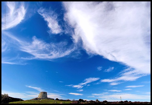 sardegna sky clouds nuvole sardinia cielo sardaigne nuraghe megalitismo isili sarcidano civiltànuragica nikond90 nuragheisparas etàdelbronzomedio