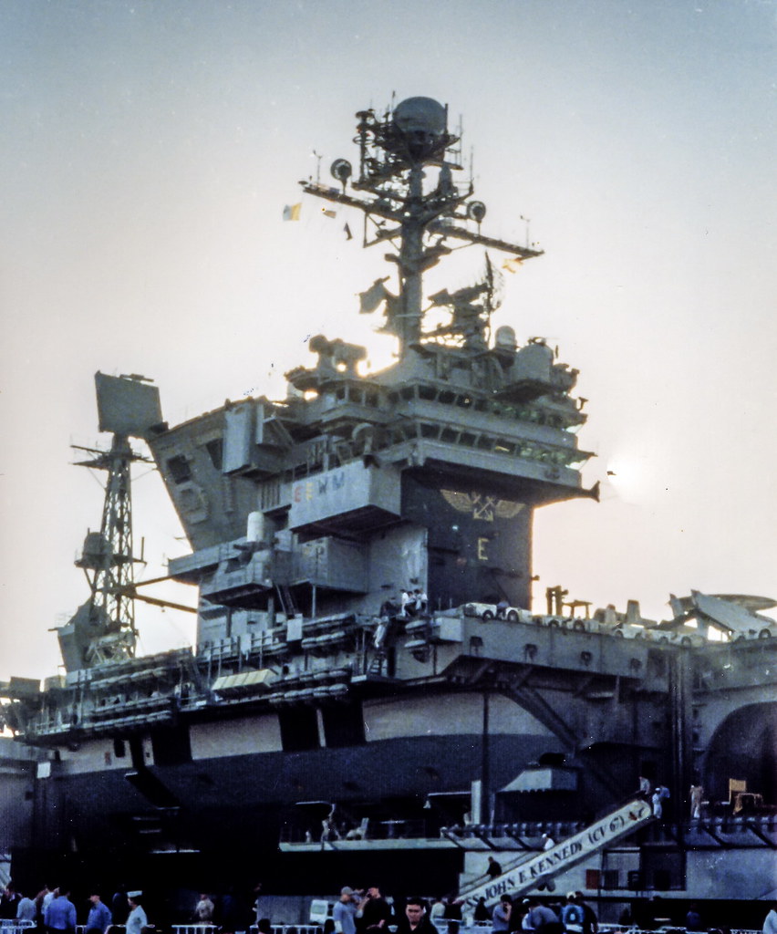 USS John F. Kennedy (CV-67) | fotos de la primera visita del… | Flickr