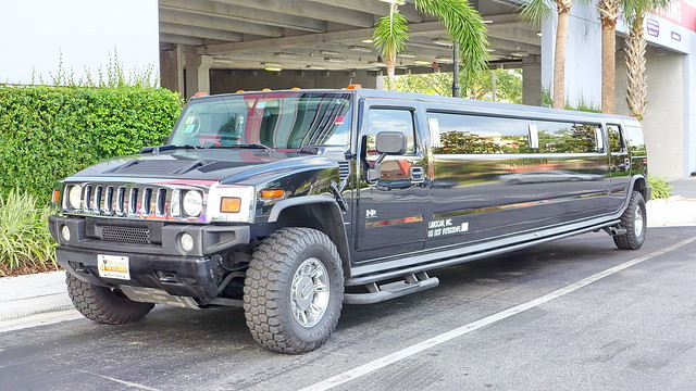Hummer Strech Limousine in Orlando 2.6.2018 0791
