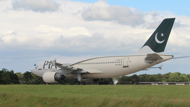 PIA A310-308 AP-BDZ 11-07-2012