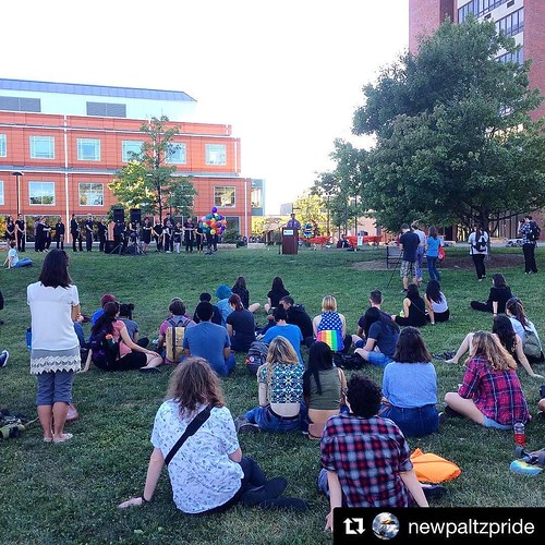 Last night we gathered to remember the LGBTQ and Latinx lives lost in Orlando. #onepulse #weareorlando #sunynewpaltz #newpaltz #npsocial #Repost @newpaltzpride
