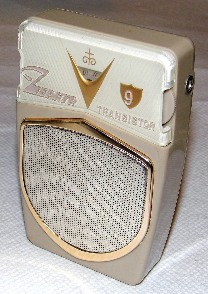 Vintage Zephyr Transistor Radio, Model ZR-930, AM Band, 9 Transistors, Reverse Paint, Circa 1962