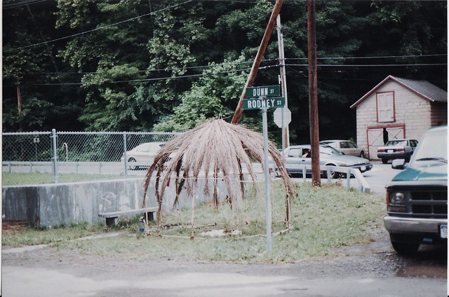 DUNN AND RODNEY ST IN JUNE 2001