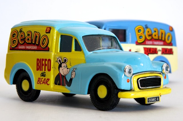 Morris J Van & Morris Minor Van Beano Edition