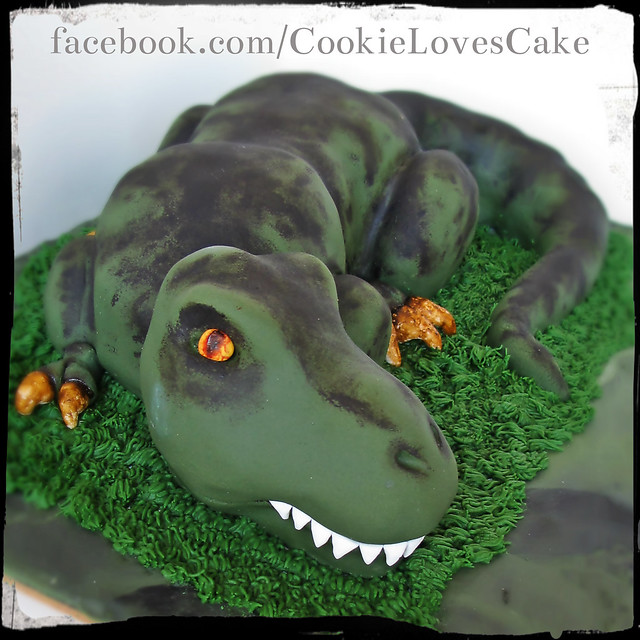 t-rex cake