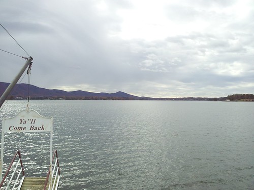 lake water virginia boat sailing ship resort smithmountainlake virginiadare