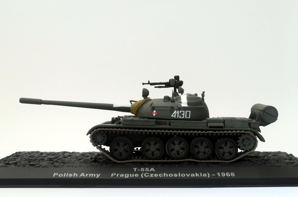 Ixo T 55A Polish Army Prague Czechoslovakia 1968 Tank 1.72 Scale Diecast Model 