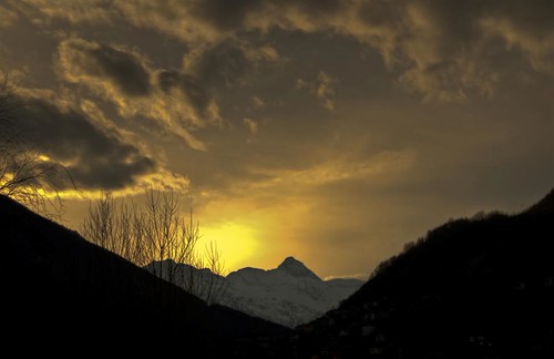 MOMENTI by Lace1952, ....MOMENTI.....d'oro...tramonto piemonte sole montagna ton sera nubi vco ossola valleossola nikkor1