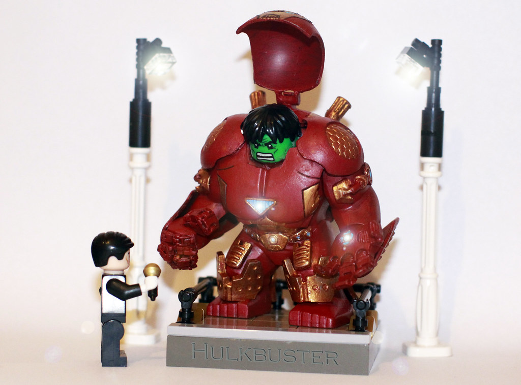 Lego HULK BUSTER - Body Function, Like every Iron Suit, the…