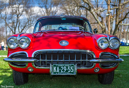 car automobile corvette chevrolet sportscar vehicle transportation classic front headlights grille bumper windshield windscreen color red colour outdoor outside availablelight maryland montgomerycounty zajdowicz cano0n eos 7d dslr digital lightroom lines gaithersburg