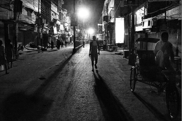 Varanasi night 04