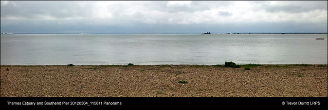 Thames Estuary and Southend Pier 20120504_115611 Panoramic