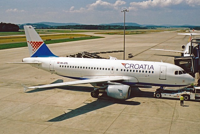 9A-CTL Airbus A319-112 Croatia Airlines ZRH 18JUN03