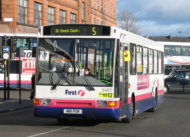 First Glasgow 64811 (M811PGM)