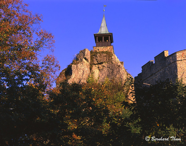 Burg Hohenstein - Bergfried at last sunlight