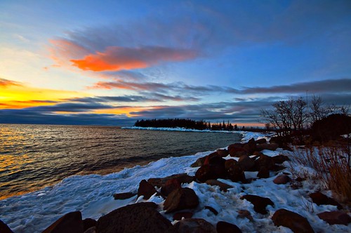 snow cold minnesota sunrise point spring rocks colorful north grand shore artists marais lightroom a55