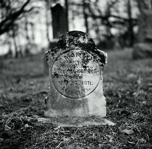 Iron's Cemetery, usa 120 tlr film cemetery mediumformat unitedstates indiana yashica plainfield yashicad