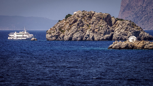 ioannisdg gofhydra ship flickr greek travel church island diakopes greece vacation hydra ioannisdgiannakopoulos summer idra attica gr