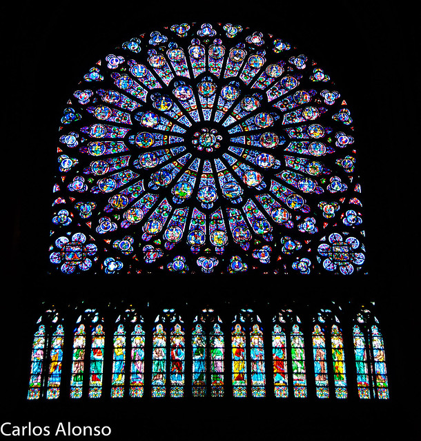 Vidriera de Notre Dame, Paris (Ver en grande L+F11)