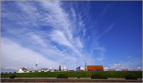 sky clouds portsmouth spinnakertower benches southsea lipstickbuilding sigma1020mm portsmouthcathedral a65 royalgarrisonchurch happybenchmonday no1gunwharfquays alpha65 iconicportsmouthskyline