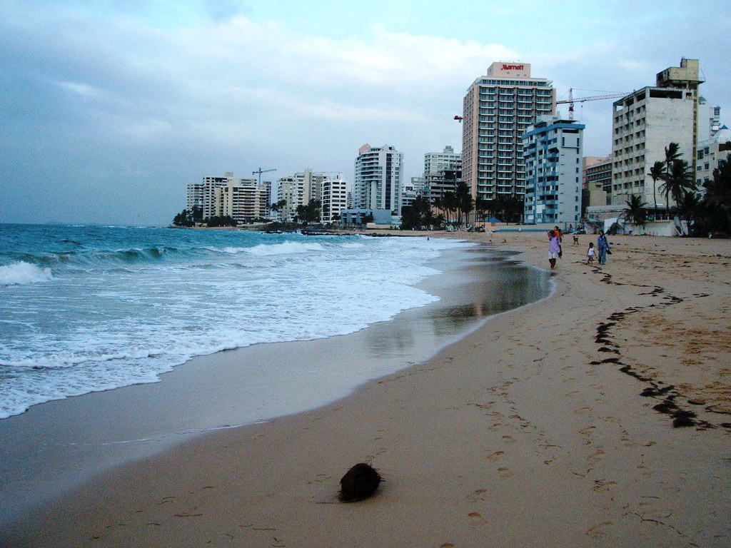 Playa Del Condado Beach San Juan Puerto Rico 300v See Wh Flickr