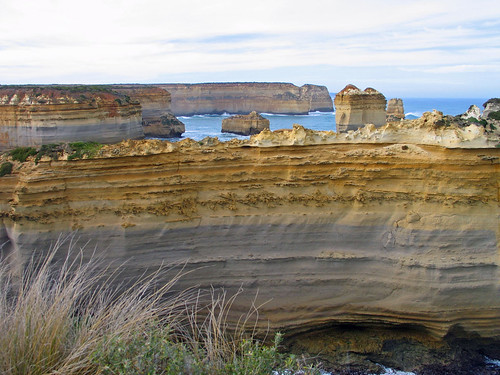 weather wave australia victoria erosion coastal limestone features geological shipwreckcoast coastalerosion photographerljgervasoni
