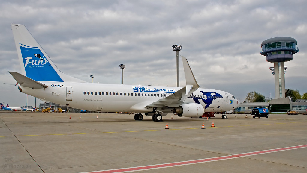 OM-KEX AirExplore Boeing 737-8BK(WL)