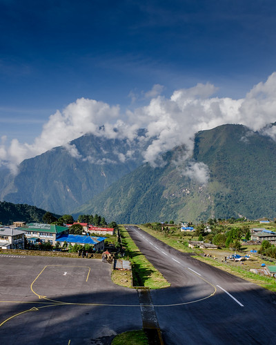 nepal lukla tenzinghillaryairport