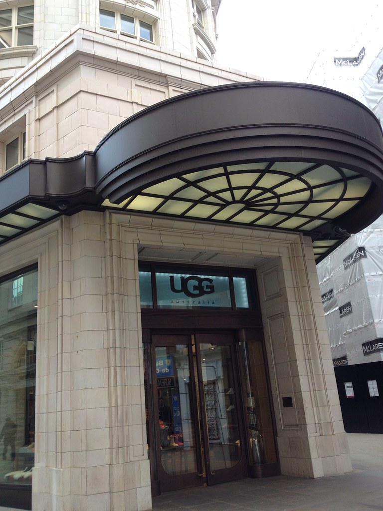 ugg piccadilly