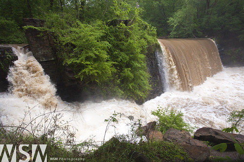 usa mill water creek ga waterfall flood dam roswell hike raging roswellmill