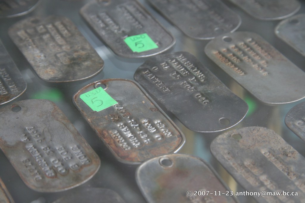 Vietnam War Remnants Museum Gift Shop Souvenirs | Killed And… | Flickr