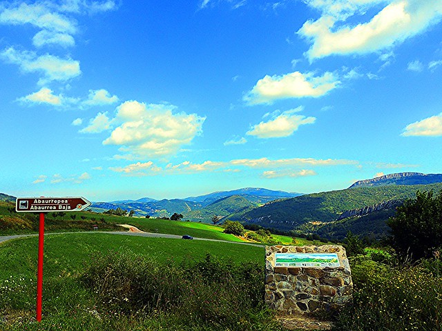 <Vistas desde el mirador> Aburrea Baja (Navarra)