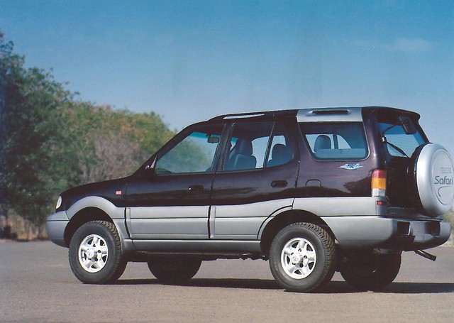 2001 Tata Safari