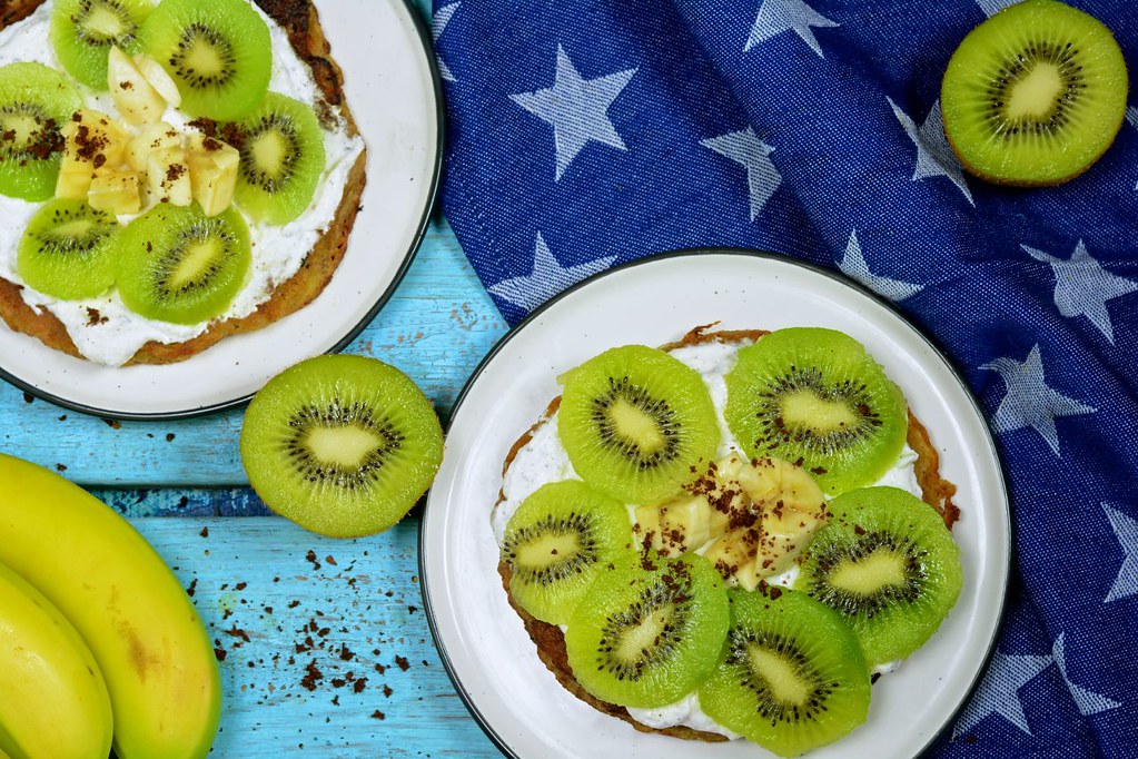 Banana panckaes with kiwi | ....topped with quark cheese spi… | Flickr