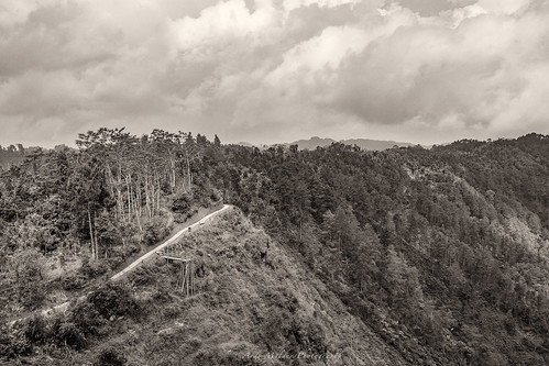 2016 gununglanang indonesia kulon progo yogjakarta wonosobo jawatengah centraljava middenjava indonesie dutchcolony cloudyday steep curam stijl lines trees selfispot