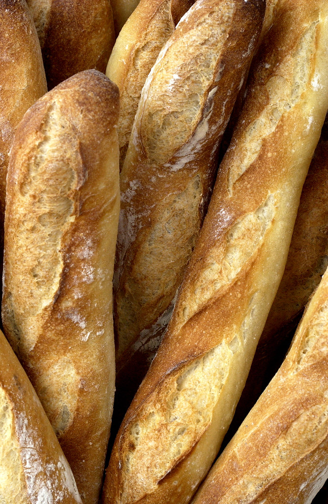 Baguette Tradition | baguettes FranÃƒÂ§aises dans une boulan… | France ...